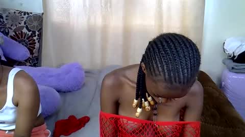 Bunny online show from 11-30-25, 01:26