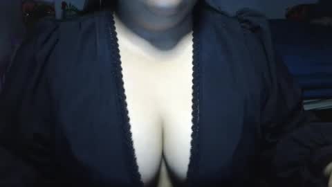 Snapshot of prettycarla_ chatting on 04-20-26, 01:19 prettycarla online show from 04-20-26, 01:19