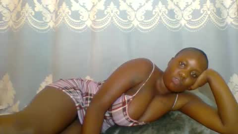 SHANIA online show from 05-17-26, 10:55