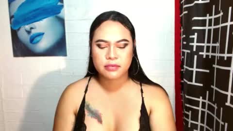 Snapshot of prettydiannara chatting on 10-18-25, 01:52 prettydiannara online show from 10-18-25, 01:52