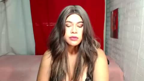 Snapshot of prettydiannara chatting on 11-19-25, 01:27 prettydiannara online show from 11-19-25, 01:27