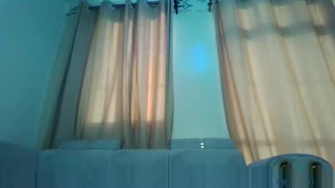 Snapshot of prettydulce chatting on 12-01-25, 02:22 prettydulce online show from 12-01-25, 02:22