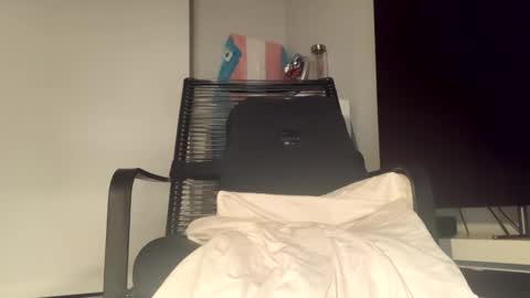 Pretty or Flacka  online show from 02-25-26, 08:35