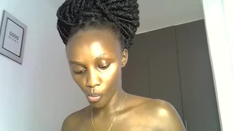 Pretty darkskin doll online show from 04-21-26, 11:38