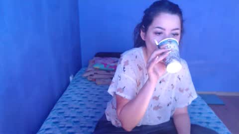 prettyjulliette online show from 03-08-25, 11:58
