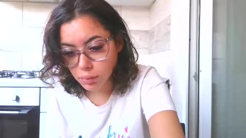 prettyjulliette online show from 10-23-25, 10:25
