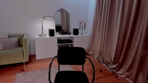 Eva online show from 02-09-25, 05:19