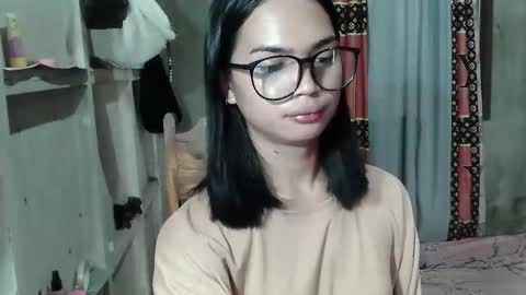 prettykhelcy online show from 04-27-26, 01:25