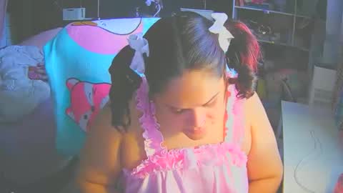 prettykittymami69 online show from 12-17-25, 03:40