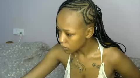 prettyley online show from 05-17-26, 04:14
