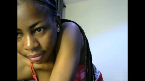 Snapshot of prettylove5 chatting on 09-18-25, 05:31 evelyn online show from 09-18-25, 05:31