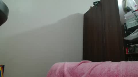 prettyme28 online show from 03-18-26, 08:17