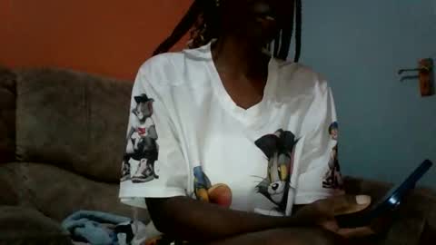 prettynancy19 online show from 03-12-26, 04:35