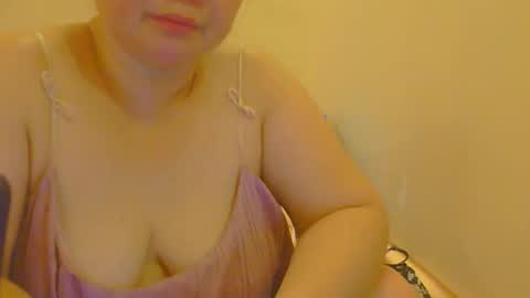 Nhing online show from 04-18-26, 03:43