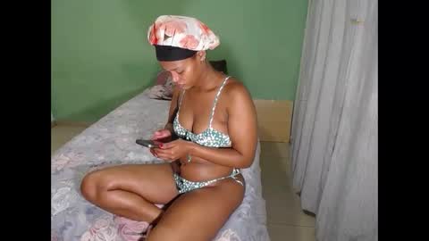 Snapshot of prettynyash chatting on 03-16-26, 06:01 prettynyash online show from 03-16-26, 06:01