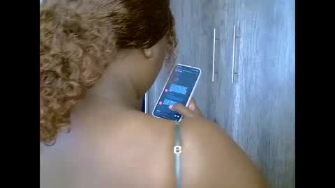 Snapshot of prettypearl_ chatting on 01-09-25, 07:10 pearl online show from 01-09-25, 07:10