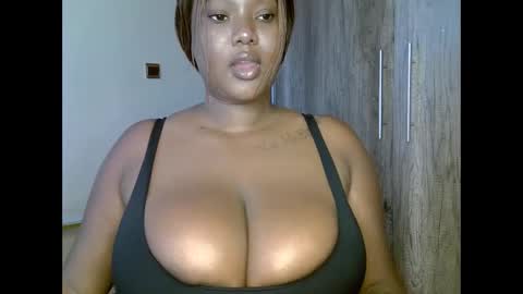 Snapshot of prettypearl_ chatting on 02-05-25, 09:46 pearl online show from 02-05-25, 09:46