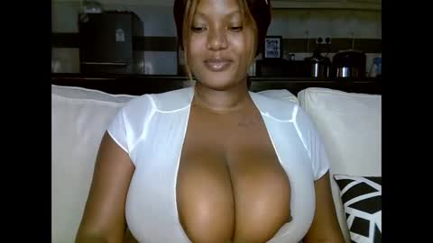 Snapshot of prettypearl_ chatting on 02-09-25, 07:19 pearl online show from 02-09-25, 07:19