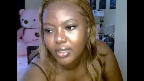 Snapshot of prettypearl_ chatting on 02-27-25, 08:39 pearl online show from 02-27-25, 08:39