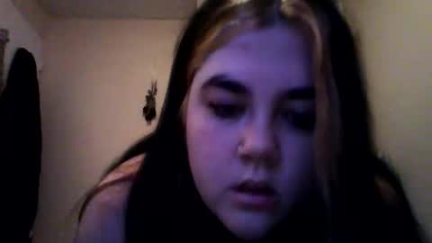 prettypie06 online show from 05-04-26, 07:21