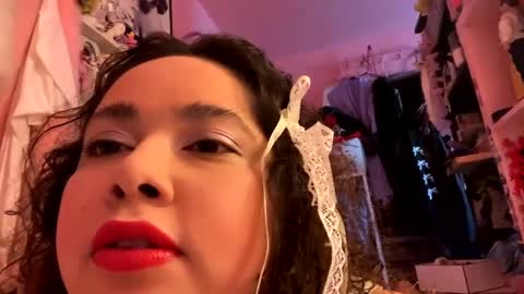 Snapshot of prettyprincess1111 chatting on 12-11-24, 09:01 Horny Princess online show from 12-11-24, 09:01