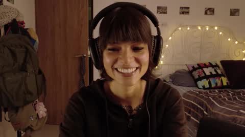 Juli online show from 03-18-26, 02:15