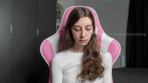 Sophie  next stream will be at Monday  i will wait you guys  online show from 04-18-26, 07:01