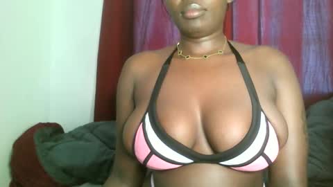 Snapshot of prettyvishy chatting on 01-08-25, 11:32 prettyvishy online show from 01-08-25, 11:32