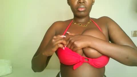 Snapshot of prettyvishy chatting on 03-01-25, 02:26 prettyvishy online show from 03-01-25, 02:26