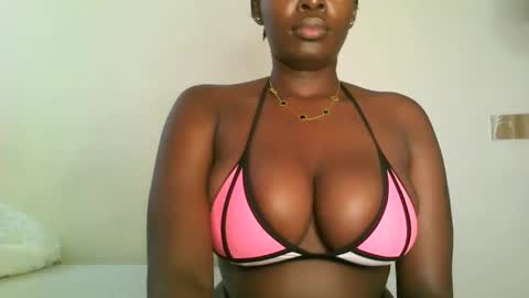 Snapshot of prettyvishy chatting on 03-07-25, 06:24 prettyvishy online show from 03-07-25, 06:24