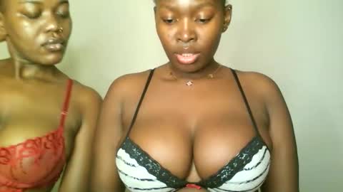 Snapshot of prettyvishy chatting on 06-11-26, 02:53 prettyvishy online show from 06-11-26, 02:53