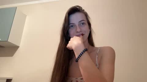 prettyyy_angel online show from 03-19-26, 06:56