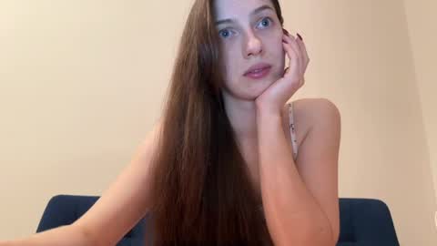 prettyyy_angel online show from 04-07-26, 06:30