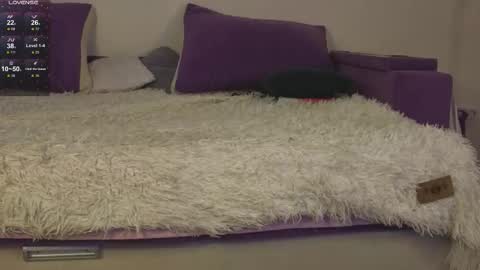 Kitty online show from 03-15-26, 02:17