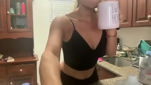 Snapshot of prettyyykittyyy22 chatting on 03-07-26, 02:36 prettyyykittyyy22 online show from 03-07-26, 02:36