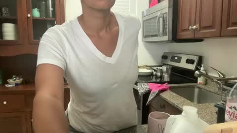 Snapshot of prettyyykittyyy22 chatting on 03-08-26, 03:38 prettyyykittyyy22 online show from 03-08-26, 03:38