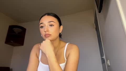 Snapshot of pricillalivsey chatting on 11-30-25, 12:31 Sofi online show from 11-30-25, 12:31