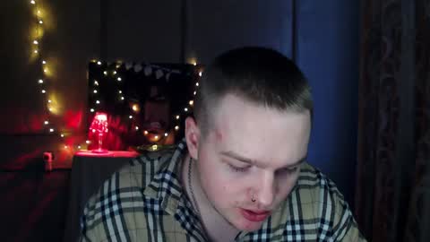 Snapshot of princ4real chatting on 01-18-25, 11:54 prince online show from 01-18-25, 11:54