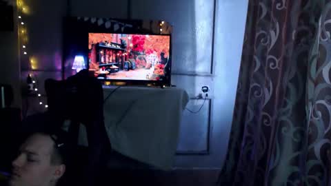 Snapshot of princ4real chatting on 02-17-25, 06:09 prince online show from 02-17-25, 06:09