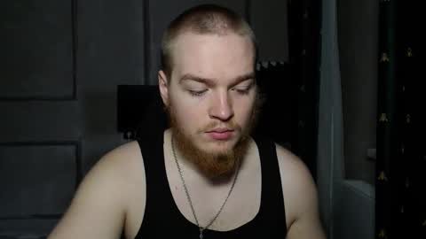 Snapshot of princ4real chatting on 02-18-26, 10:33 prince online show from 02-18-26, 10:33