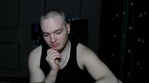 Snapshot of princ4real chatting on 03-11-26, 02:01 prince online show from 03-11-26, 02:01