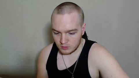 Snapshot of princ4real chatting on 03-12-26, 11:11 prince online show from 03-12-26, 11:11