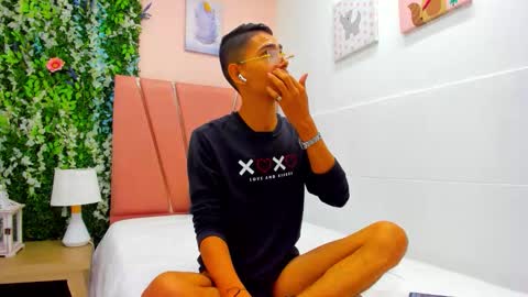 Snapshot of princcsjoel chatting on 09-23-25, 09:18 princcsjoel online show from 09-23-25, 09:18