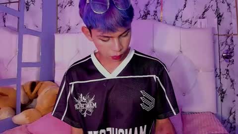 Snapshot of prince_apolo chatting on 12-04-25, 08:28 Apolo online show from 12-04-25, 08:28