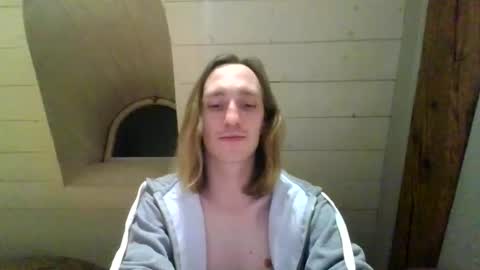 Snapshot of prince_of_swiss chatting on 01-06-25, 07:35 prince_of_swiss online show from 01-06-25, 07:35