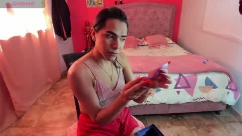Snapshot of prince_salome chatting on 05-06-26, 06:57 prince_salome online show from 05-06-26, 06:57