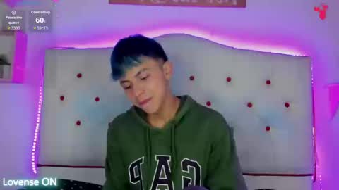 Snapshot of princeapolo_anki chatting on 09-11-25, 06:08 Prince online show from 09-11-25, 06:08