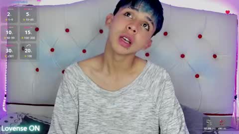 Snapshot of princeapolo_anki chatting on 09-17-25, 09:27 Prince online show from 09-17-25, 09:27