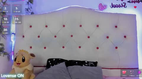 Snapshot of princeapolo_anki chatting on 10-10-25, 03:22 Prince online show from 10-10-25, 03:22