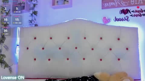 Snapshot of princeapolo_anki chatting on 10-15-25, 08:53 Prince online show from 10-15-25, 08:53